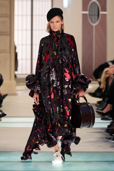 Look 15